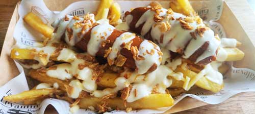 chorizo-loaded-fries chorizo-loaded-fries